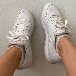 white reebok originals sneakers size 7